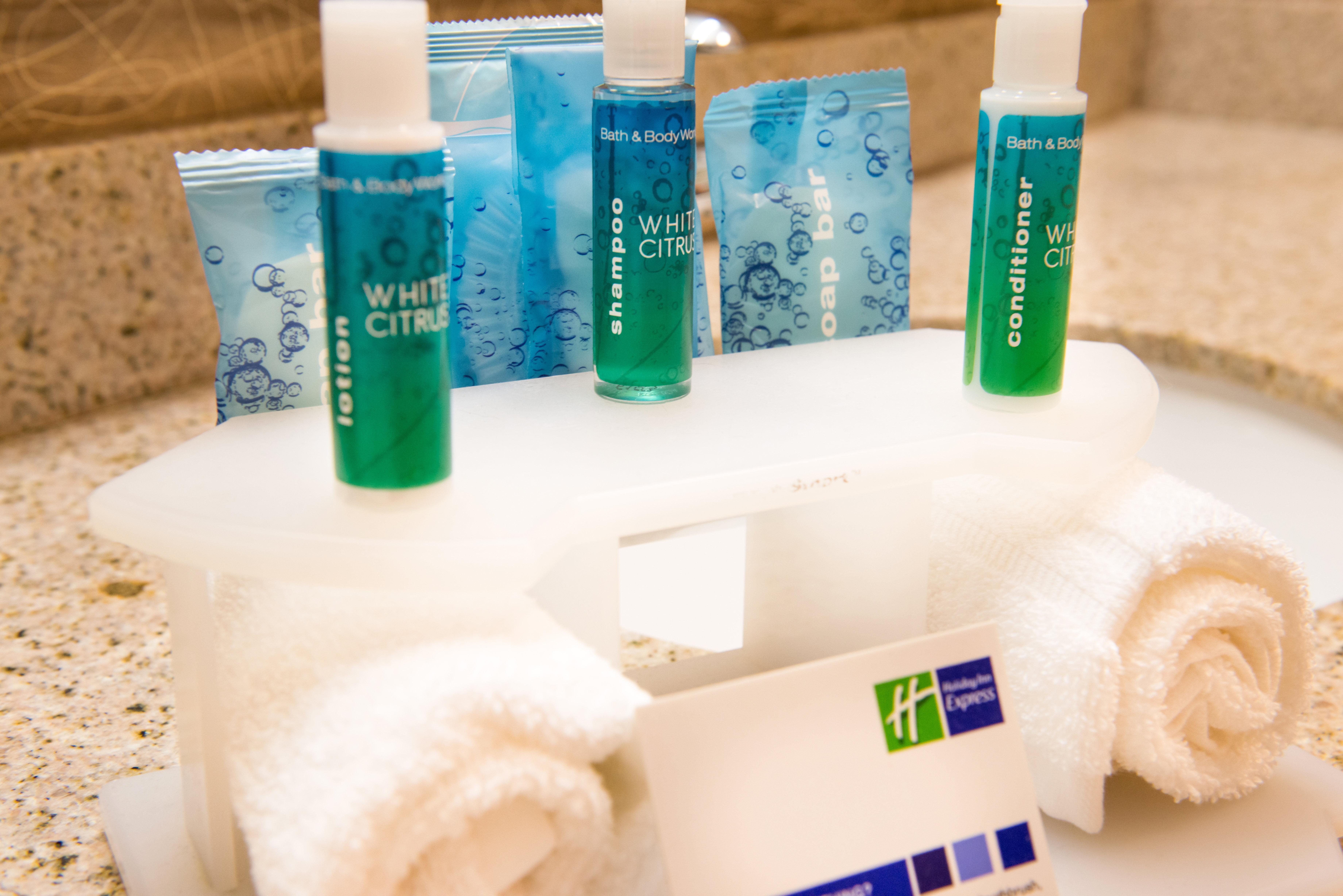Holiday Inn Express & Suites Bucyrus By Ihg Exterior photo