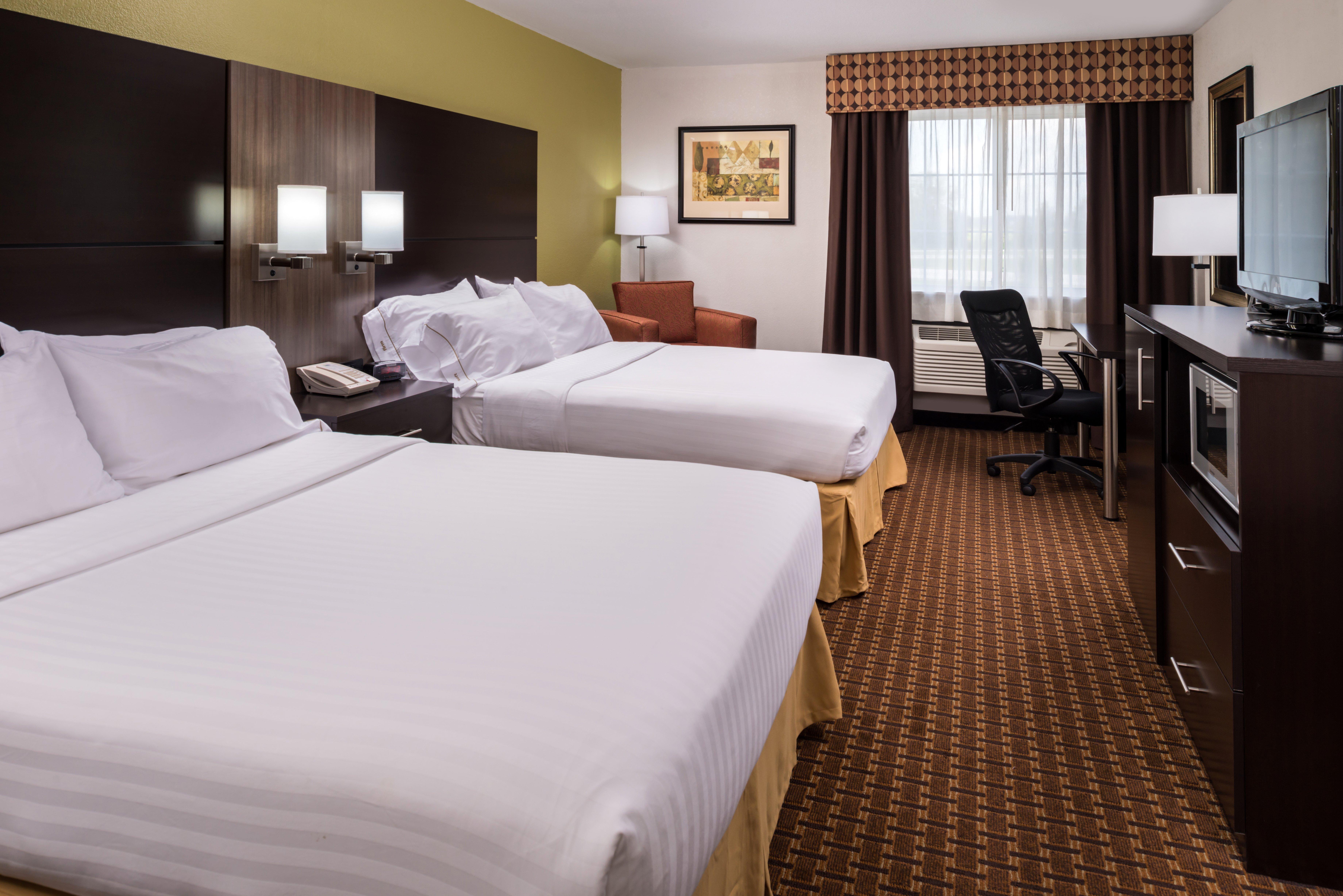 Holiday Inn Express & Suites Bucyrus By Ihg Exterior photo